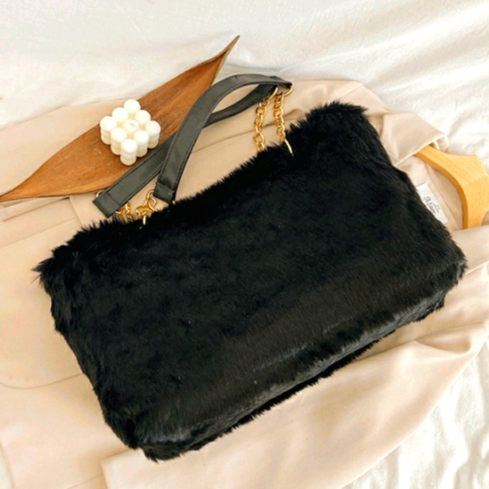 GROOVY GLAM Black Faux Fur Ex-Large Shopper Tote Bag